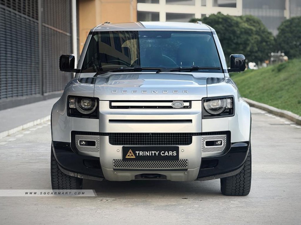 Land Rover Defender 110